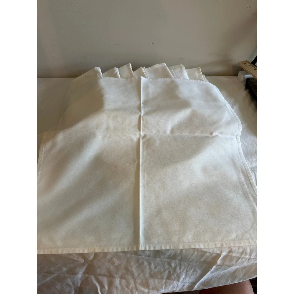 Set of 10 White Cloth Dinner Napkins Square Cotton Blend Reusable Table Linens
